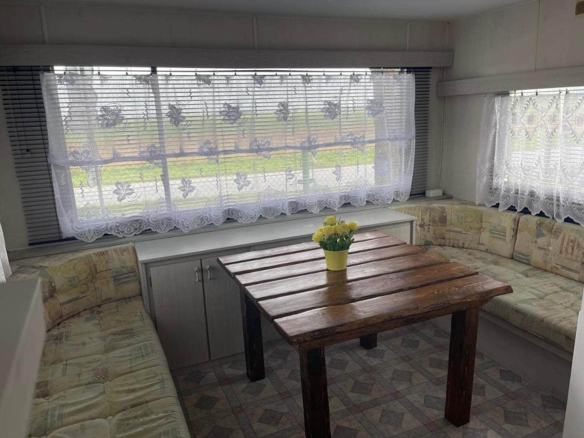 Appartement V Dřevěném Mobilheimu štít *